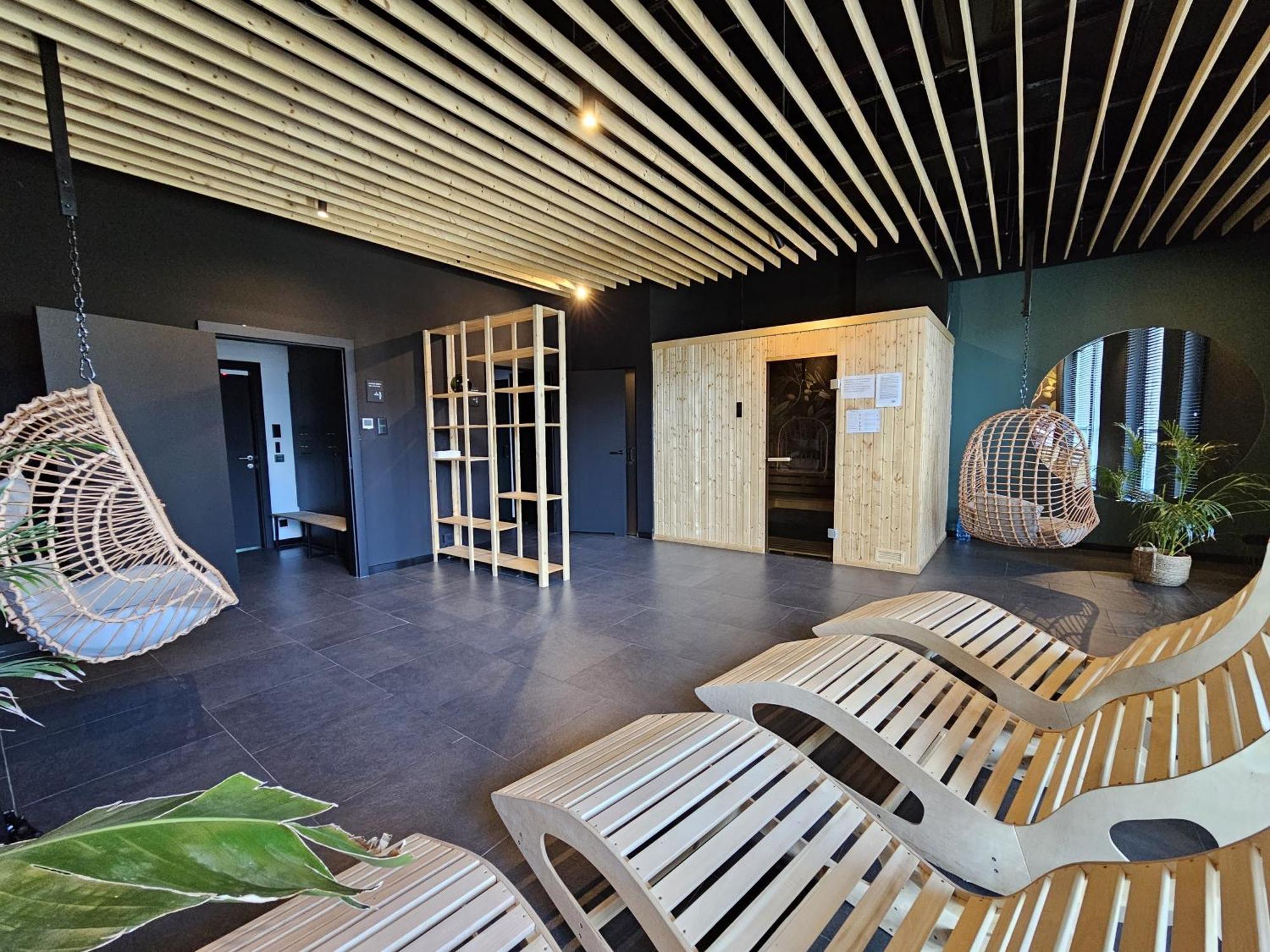 Urban Apartments Luxury Skyline Sokolska Towers 30A, 2 Free Garages, Gym & Sauna, Self Check-In Katowice Exterior foto