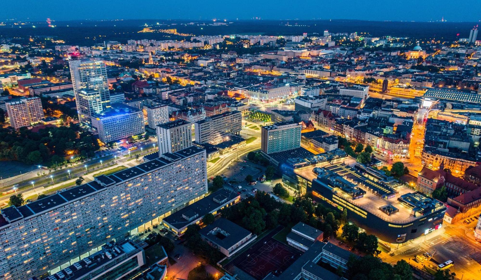 Urban Apartments Luxury Skyline Sokolska Towers 30A, 2 Free Garages, Gym & Sauna, Self Check-In Katowice Exterior foto